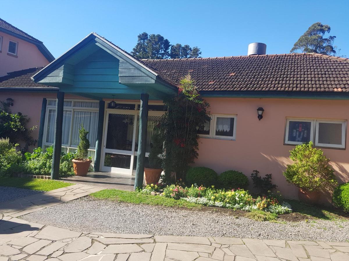 Confortavel Apartamento Proximo Ao Lago Negro Apartment Gramado Ngoại thất bức ảnh
