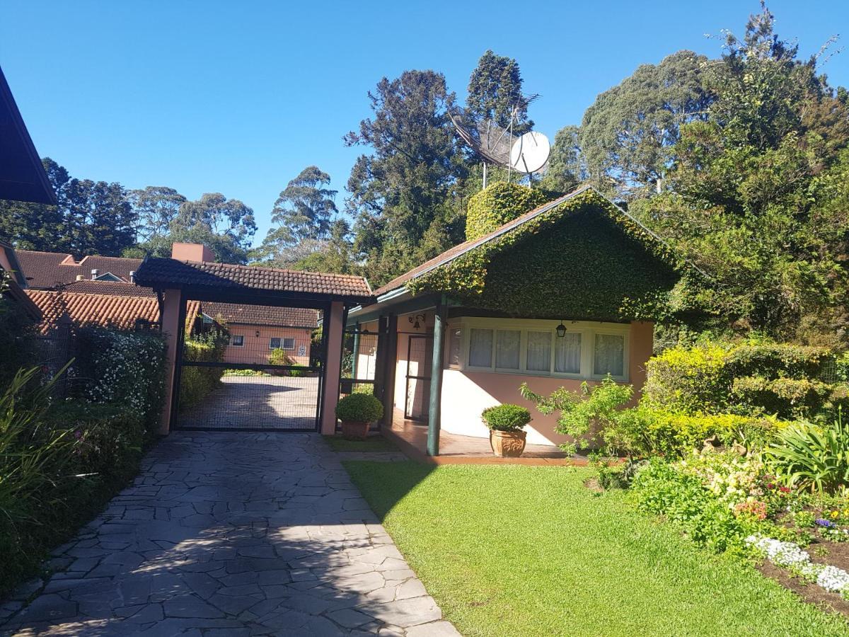 Confortavel Apartamento Proximo Ao Lago Negro Apartment Gramado Ngoại thất bức ảnh